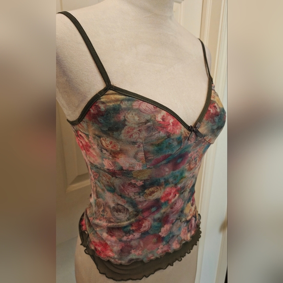 Y2K No Boundaries Semi Sheer Floral Mesh Lace Cami Top. - Picture 3 of 9